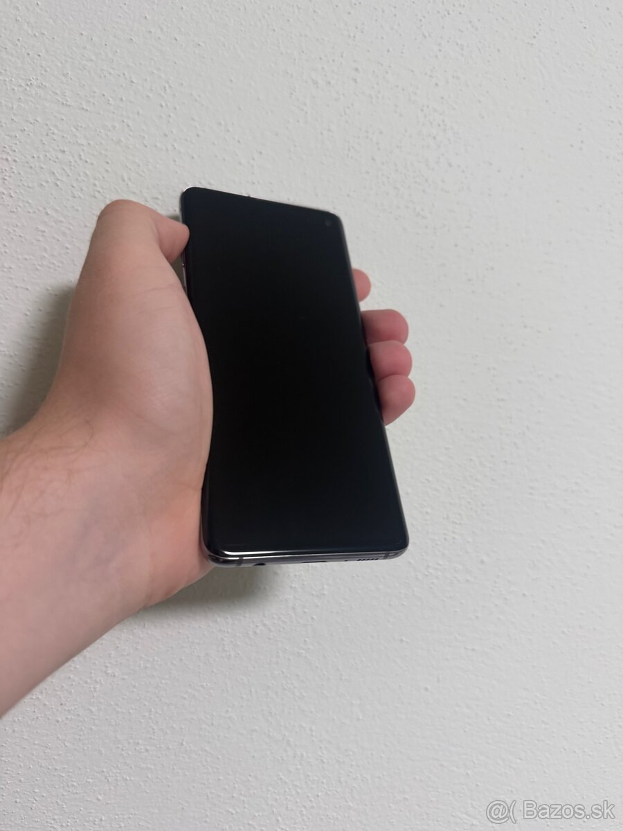 Samsung Galaxy S10 - 4