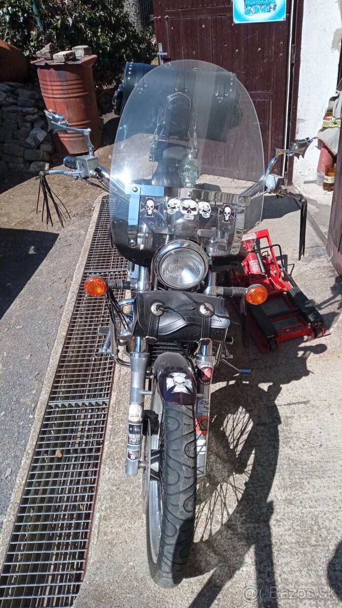 SUZUKI INTRUDER 750 - 4