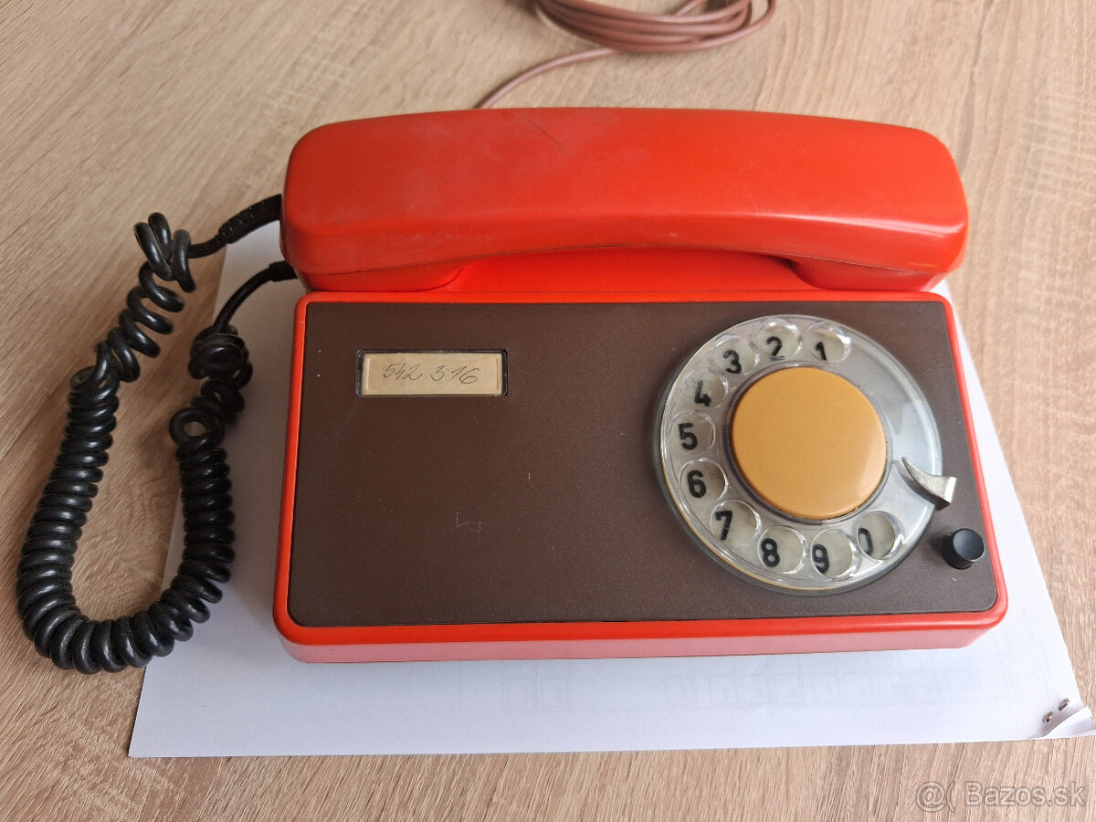 telefóny na pevnú linku - 4