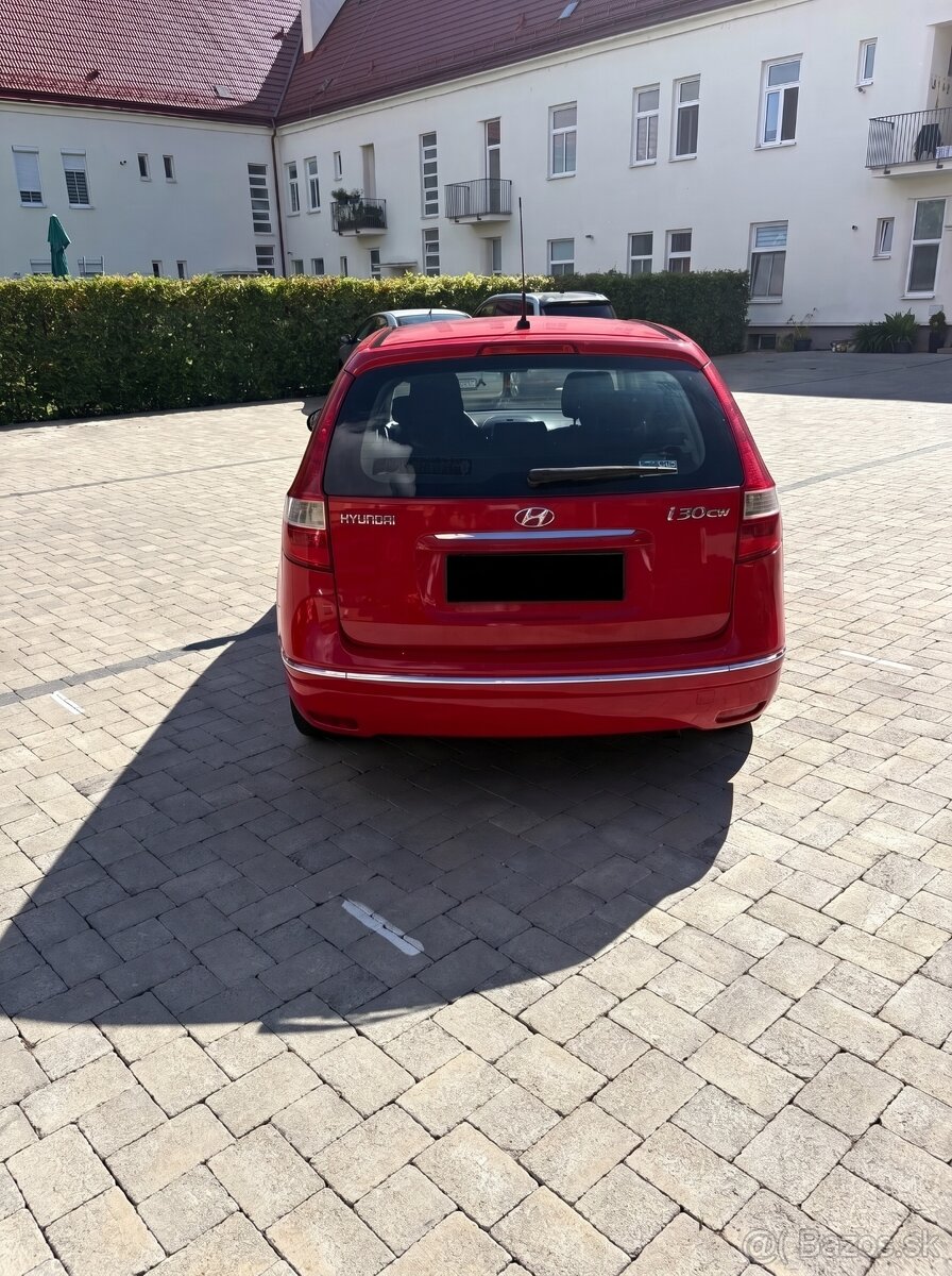 Predám Hyundai i30CW - 4