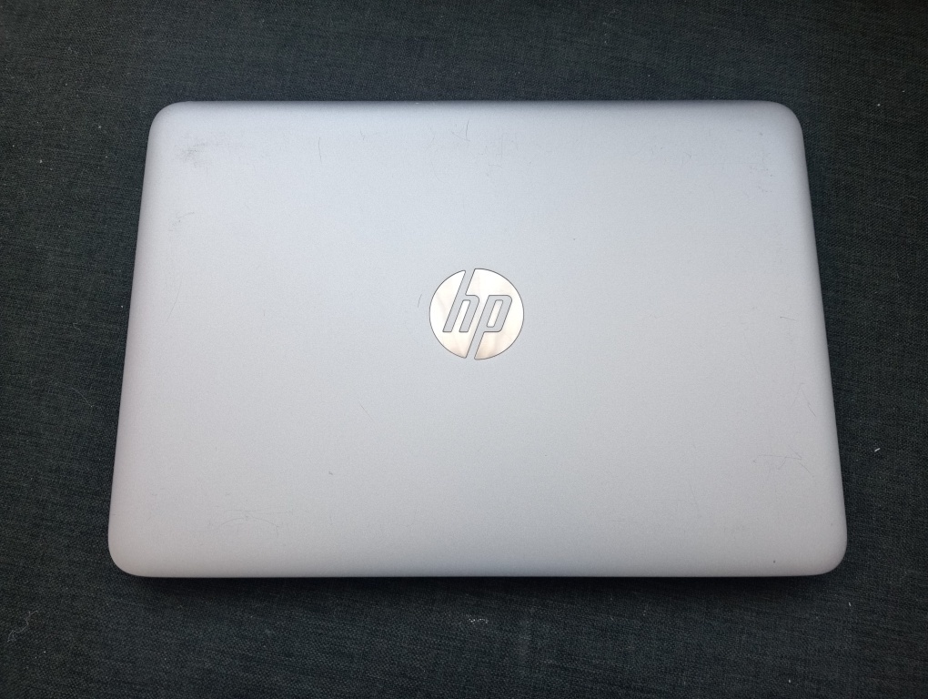 HP elitebook 725 G4 ,AMD A10 quad core , 8gb ram ,Windows 7 - 4