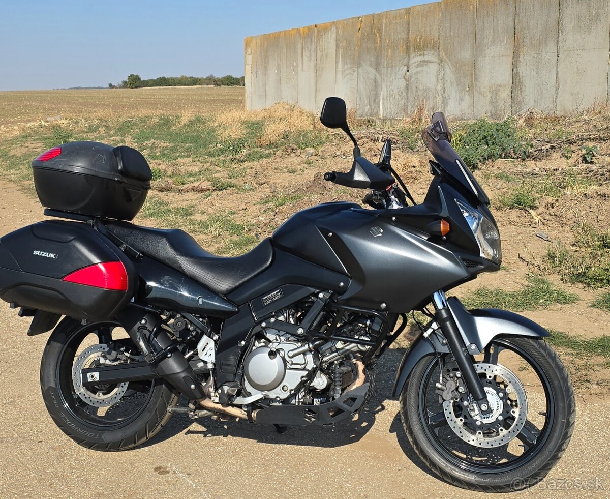Suzuki V strom DL650 - 4