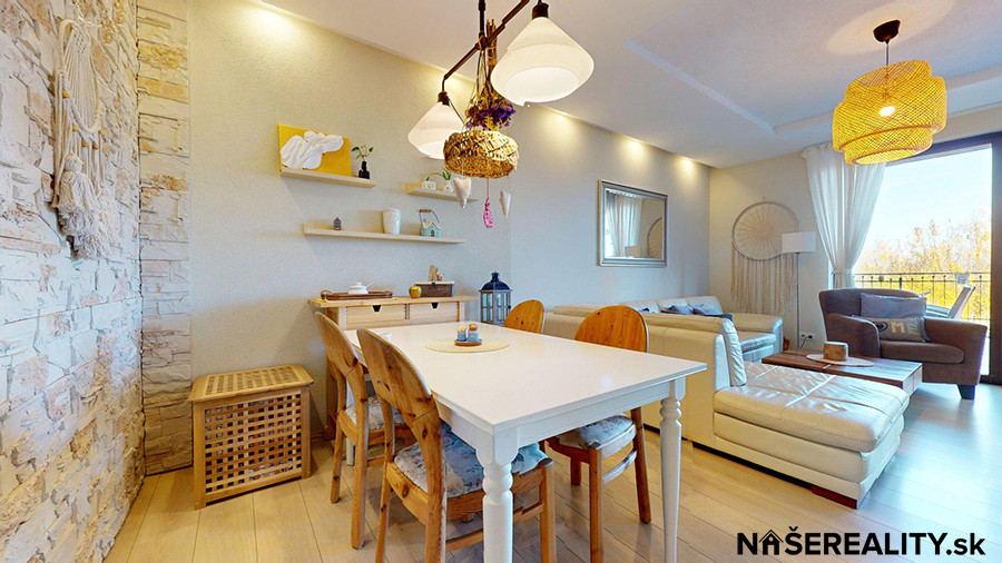 Na predaj 5-izbový rodinný dom s garážou, pivničkou a krásno - 4