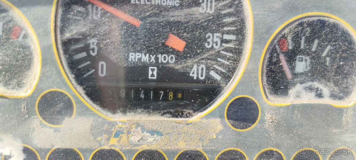 Predám traktorbager - 4