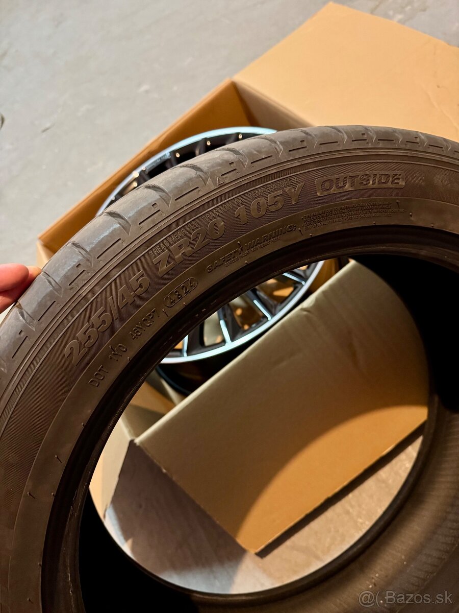 Kumho ECSTA ps71 SUV - 4