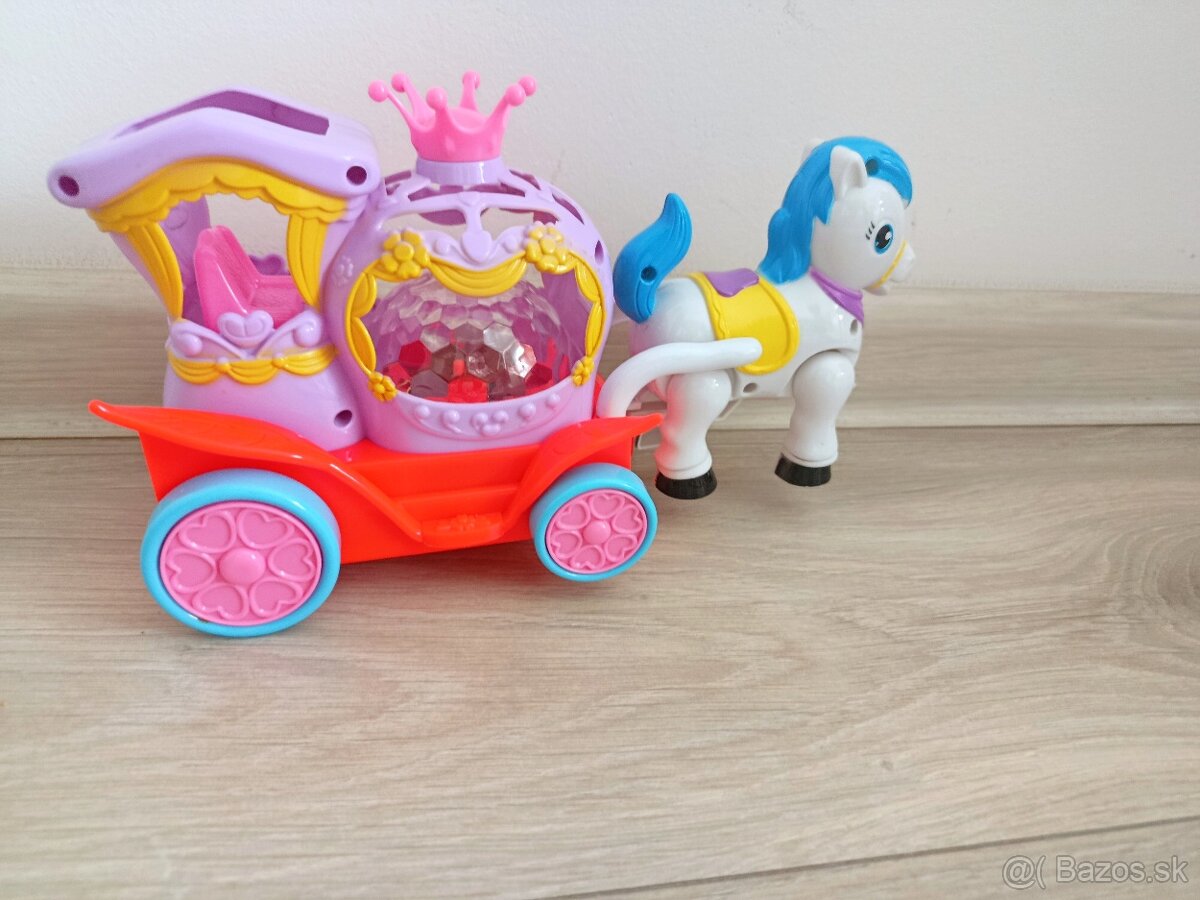 Kúzelný kočiar s koňom - 4