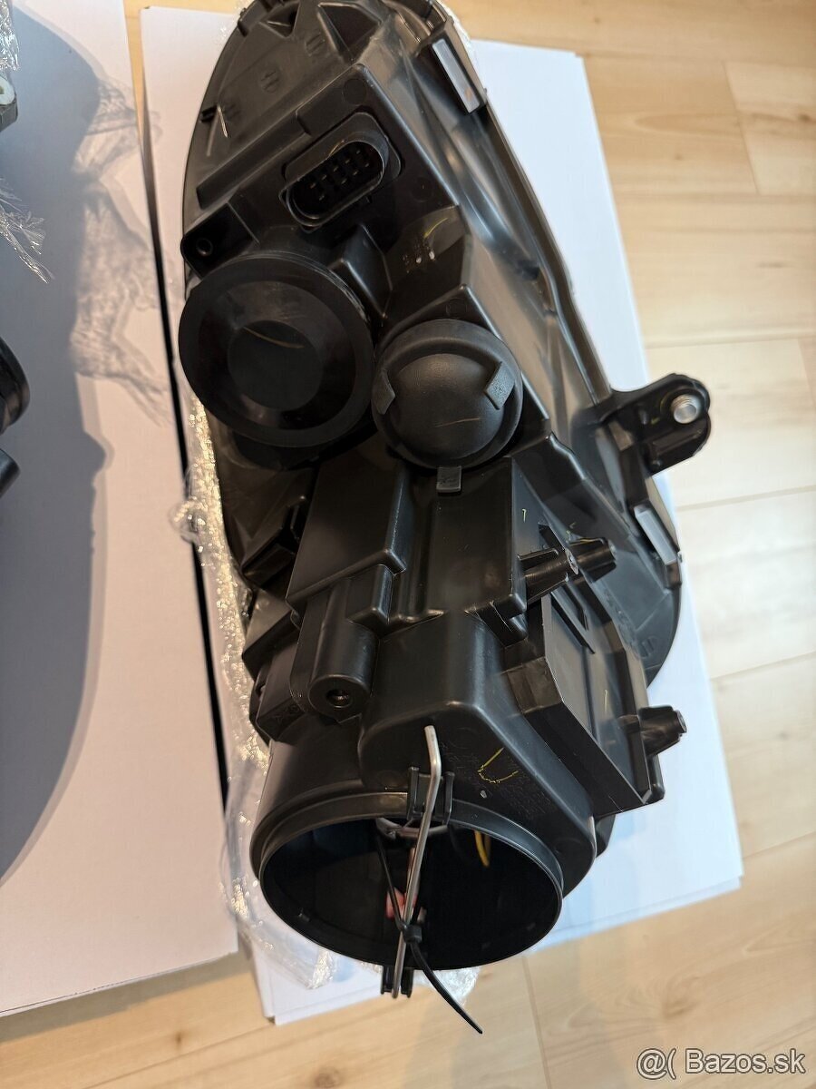 VW golf 5 svetlá ako GTI - 4