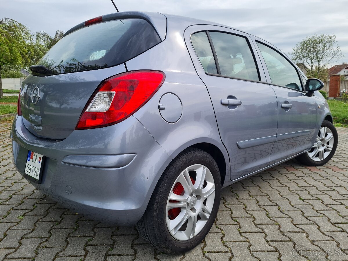 OPEL CORSA 1,0 benzin ECOTEC 59 000km - 4