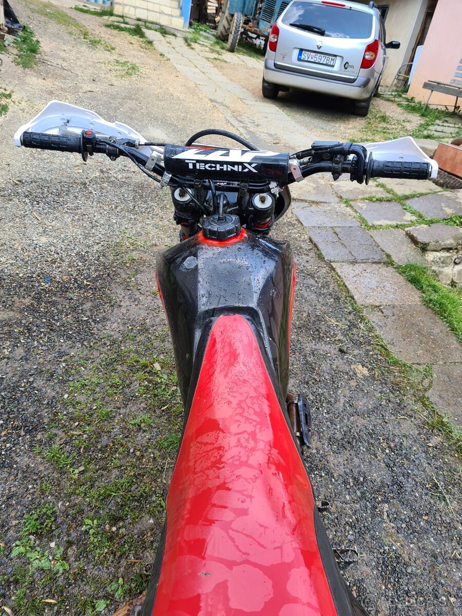 Predám yamahu tt 350