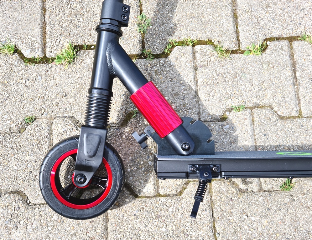 Predám skladaciu kolobežku elektrickú - - 4