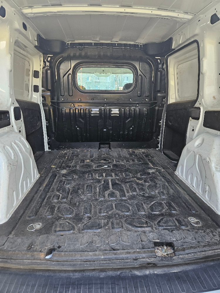 Predám FIAT DOBLO - 4