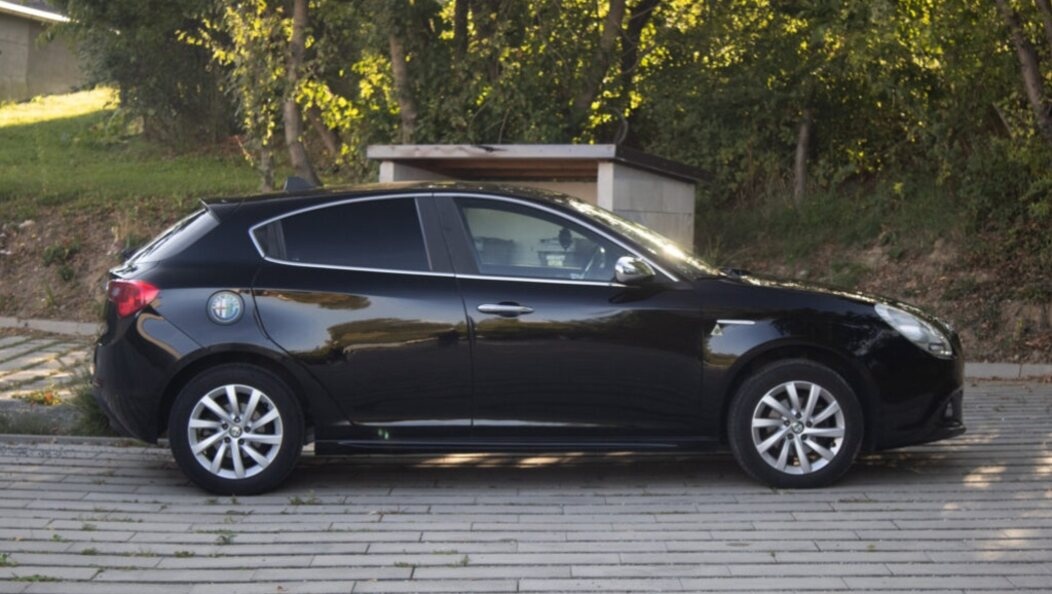 Alfa Romeo Giulietta (2015) - 4