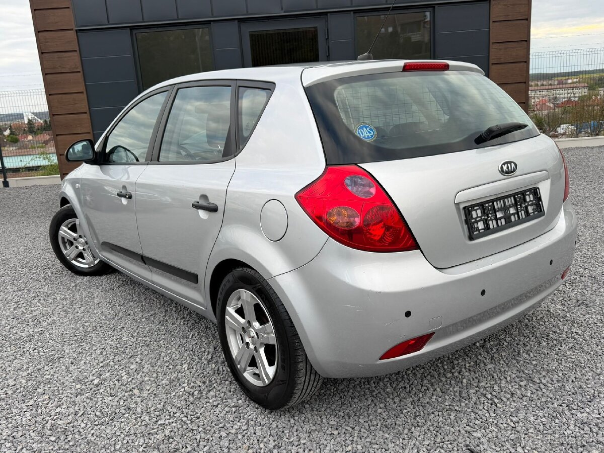 KIA CEED 1.4 77KW - 4