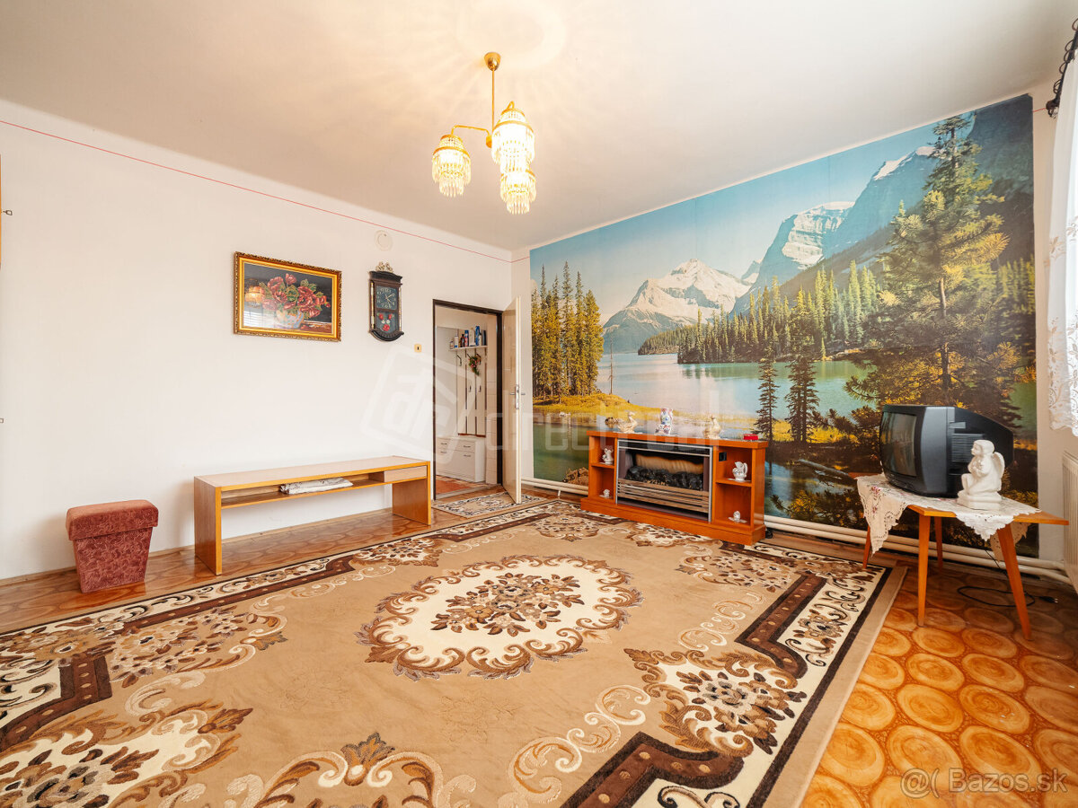 Priestranný 4-izbový rodinný dom s pekným pozemkom, g… - 4