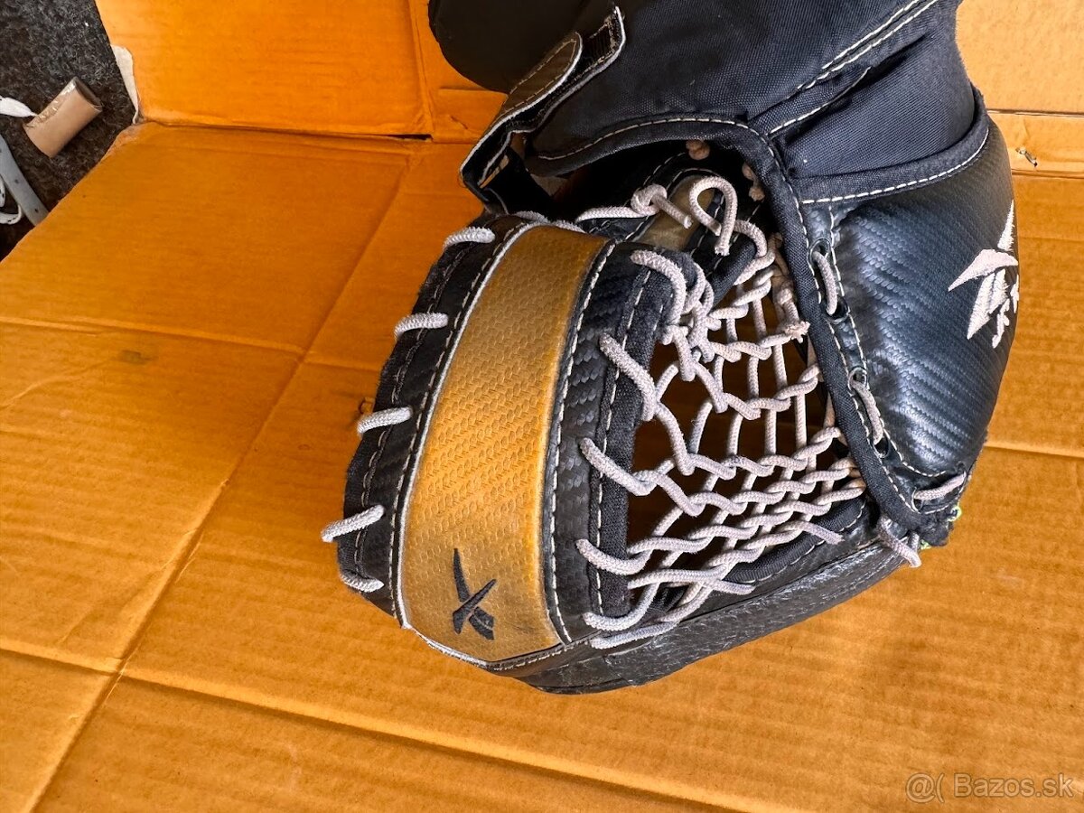 SET LAPAČKA A VYRÁŽEČKA REEBOK JR/INT - 4