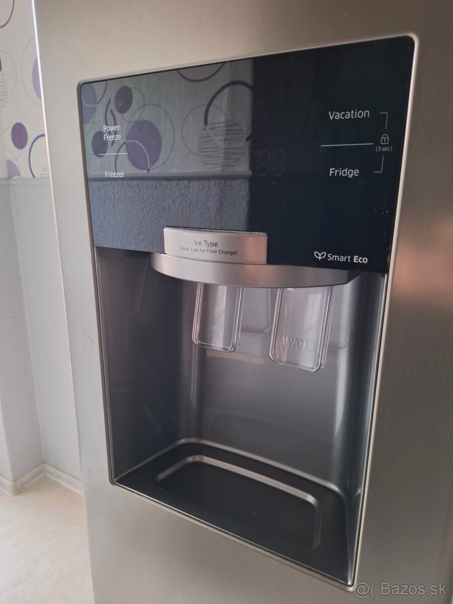 Americká chladnička Samsung RS7547BHCSP - 4