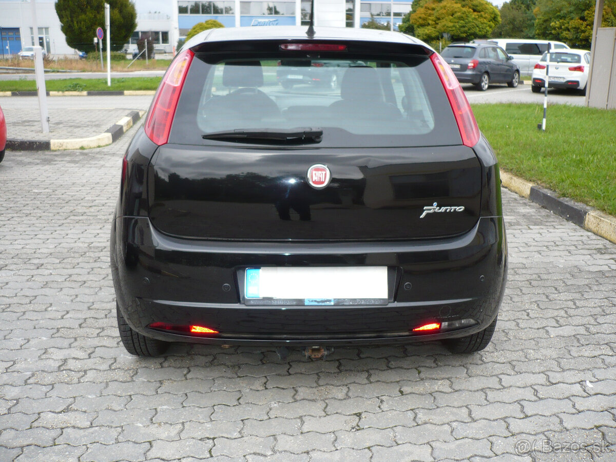 Predám Fiat Grande Punto 1,4 benzin - 4