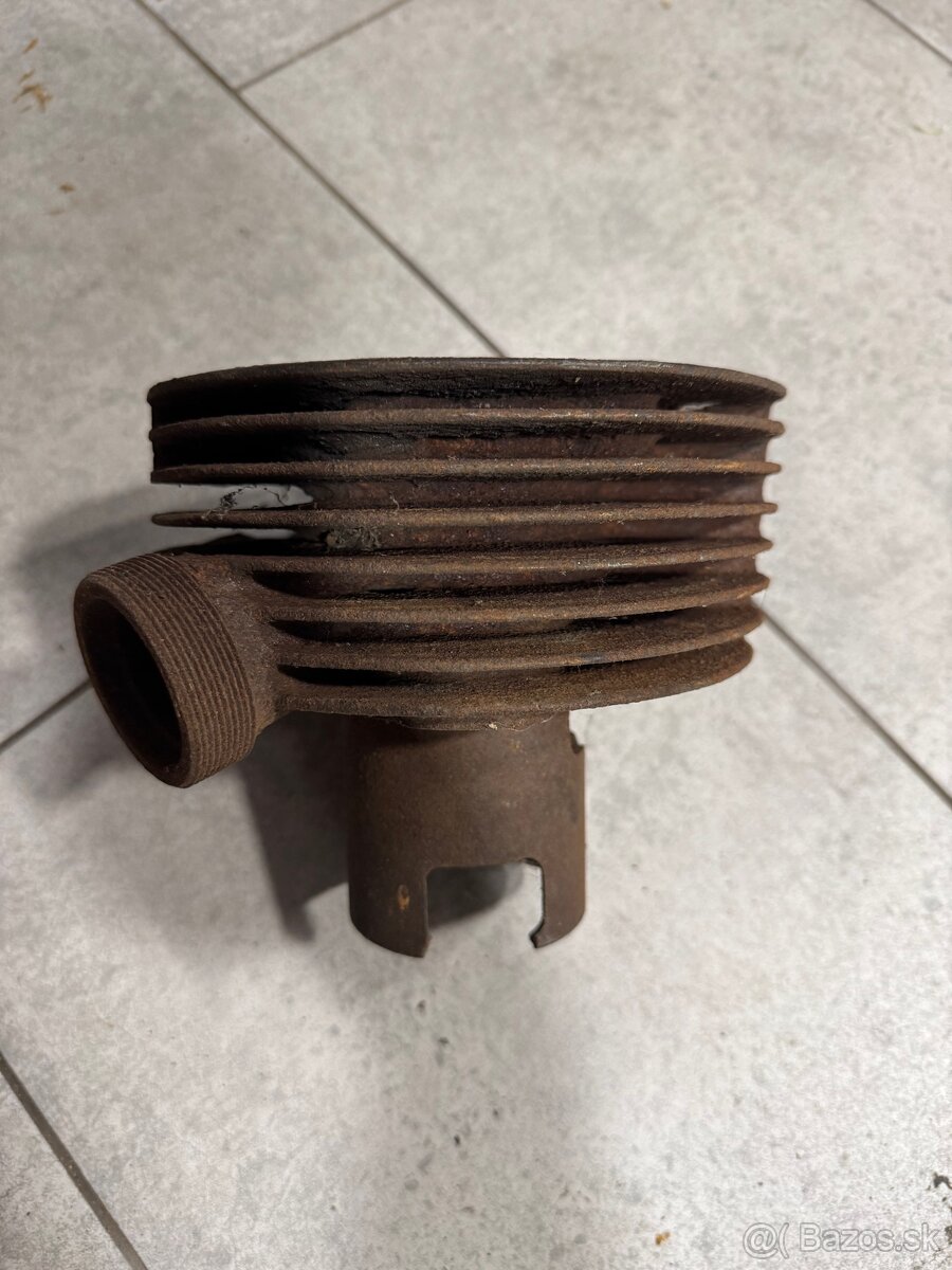 Hlava Jawa 250 Perák - 4