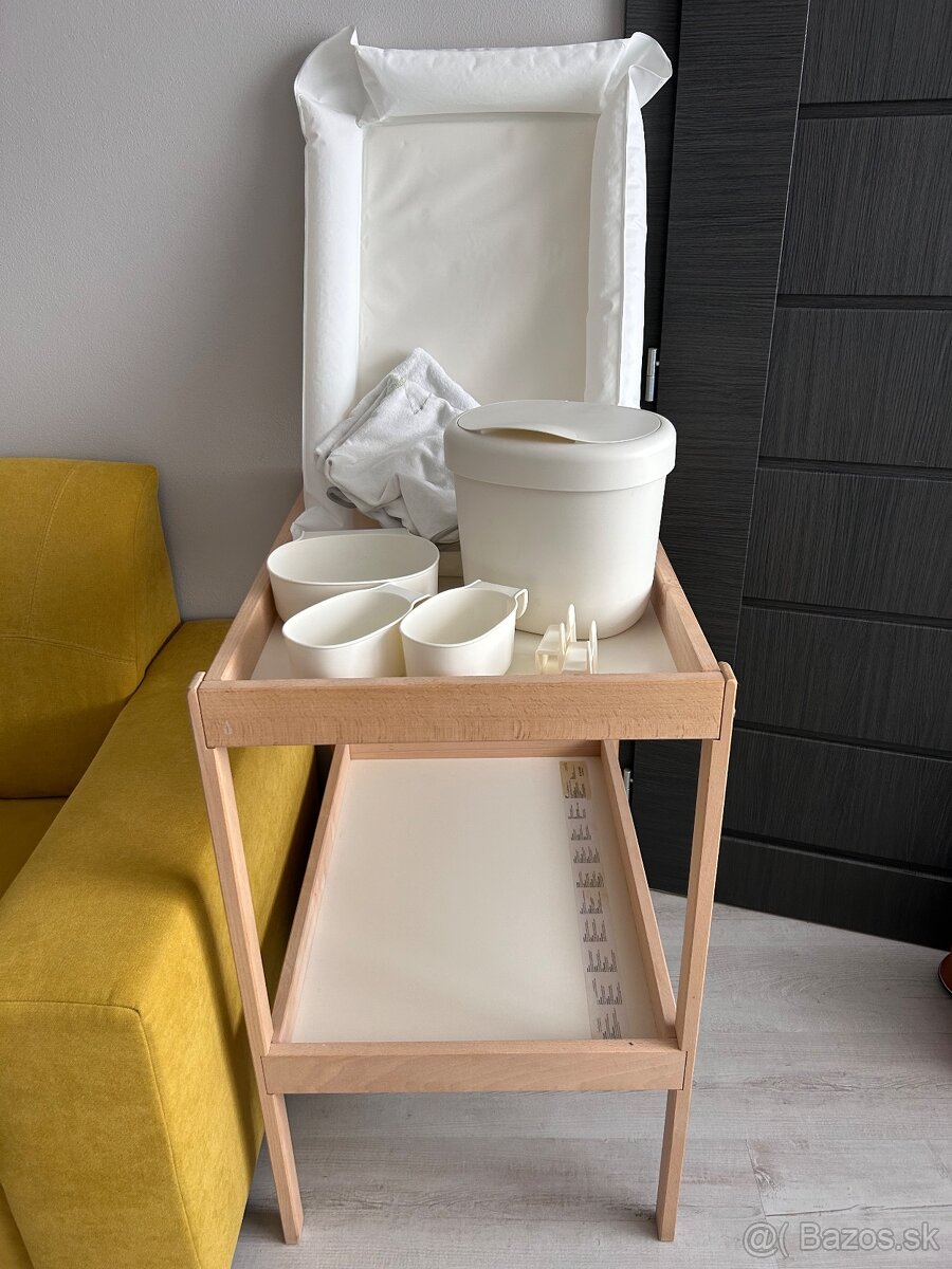 Prebaľovací pult - 4