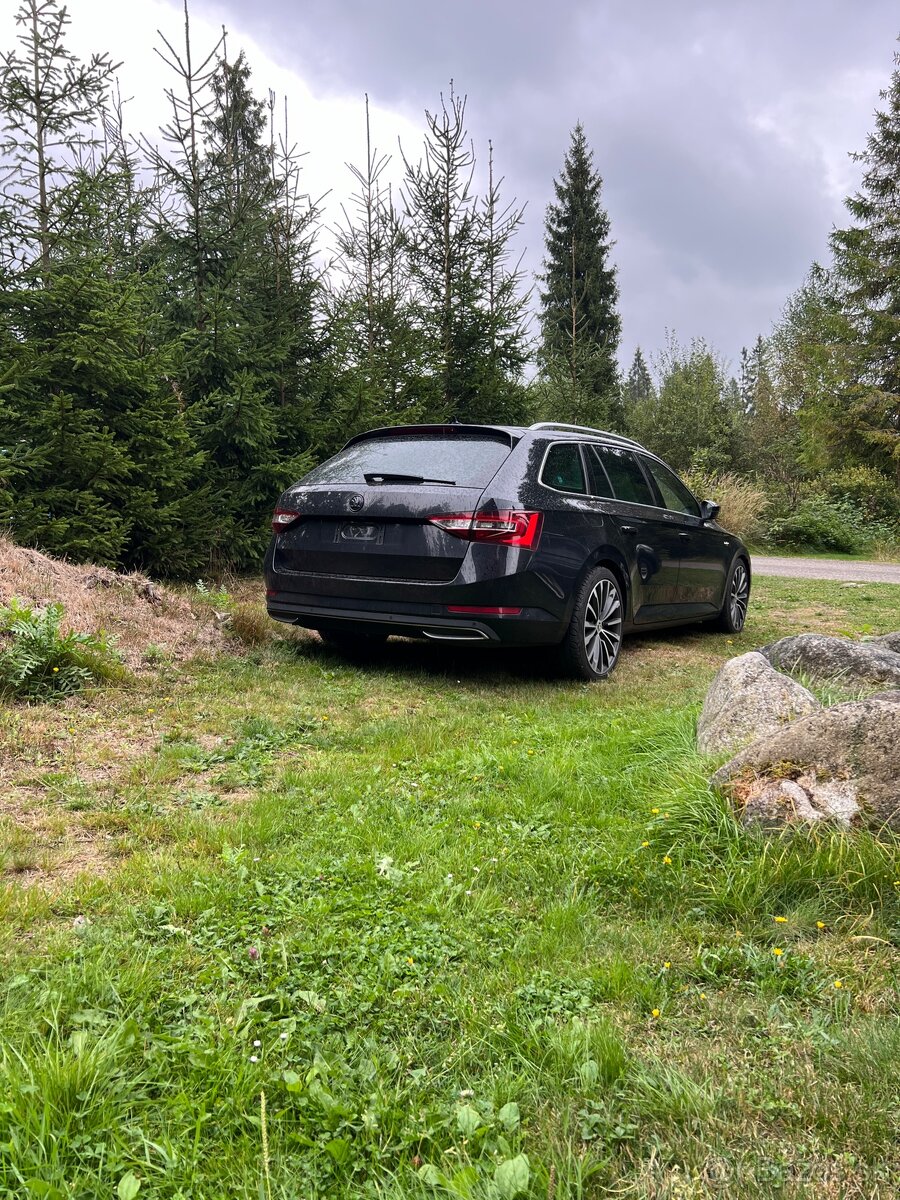 Superb 3 4x4 2.0tdi 140kw LaK