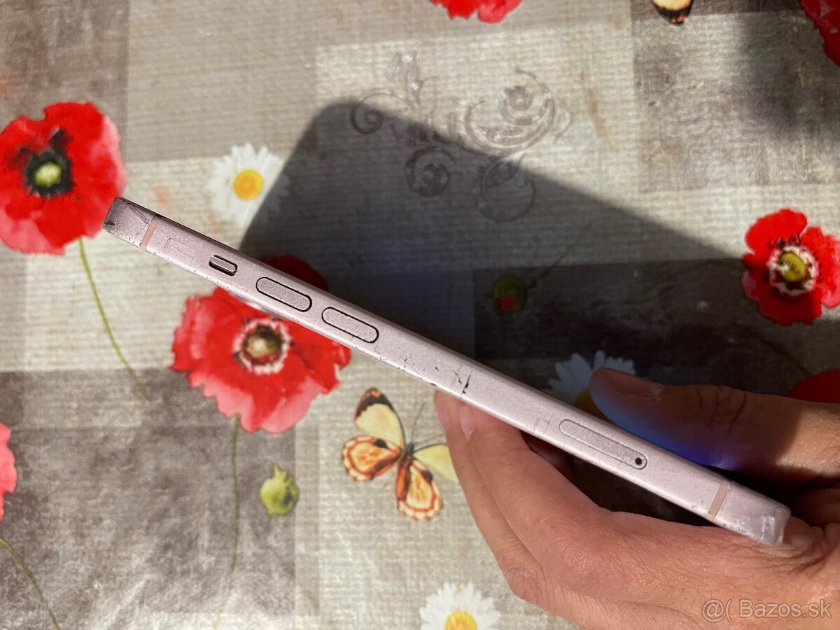 iPhone 15 Zablokovany - 4