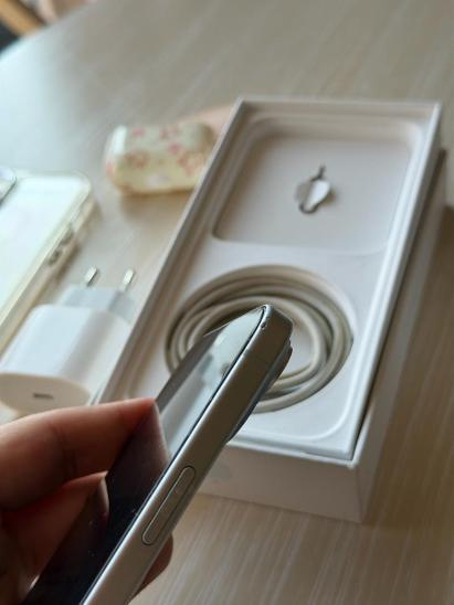 iPhone 15 Plus 256GB modrý – s AirPods 3 🎧📱 Predám iPhone - 4