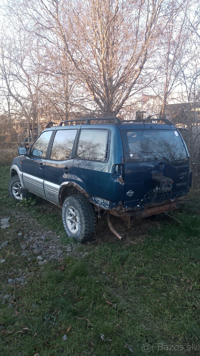 Nissan Terrano na diely - 4