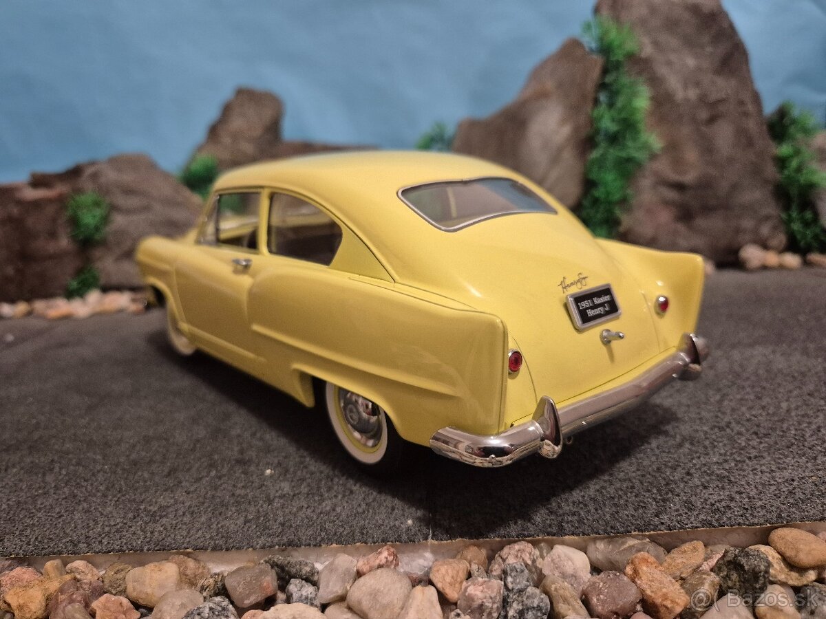 Prodám model 1:18 Kaiser Henry J. 1951 - 4