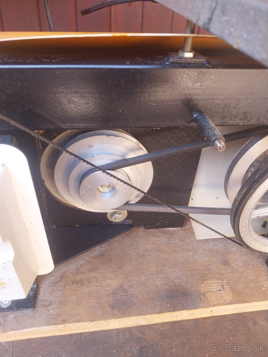 Pásová píla na drevo - 4