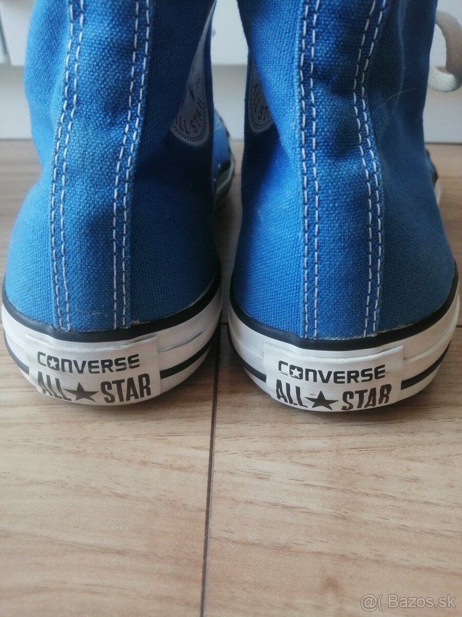 Converse modre - 4