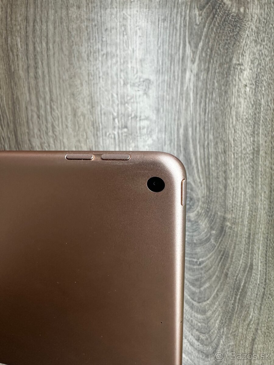 Predám iPad Air 2019 Wi-Fi, 64gb, Gold + Apple Pencil - 4