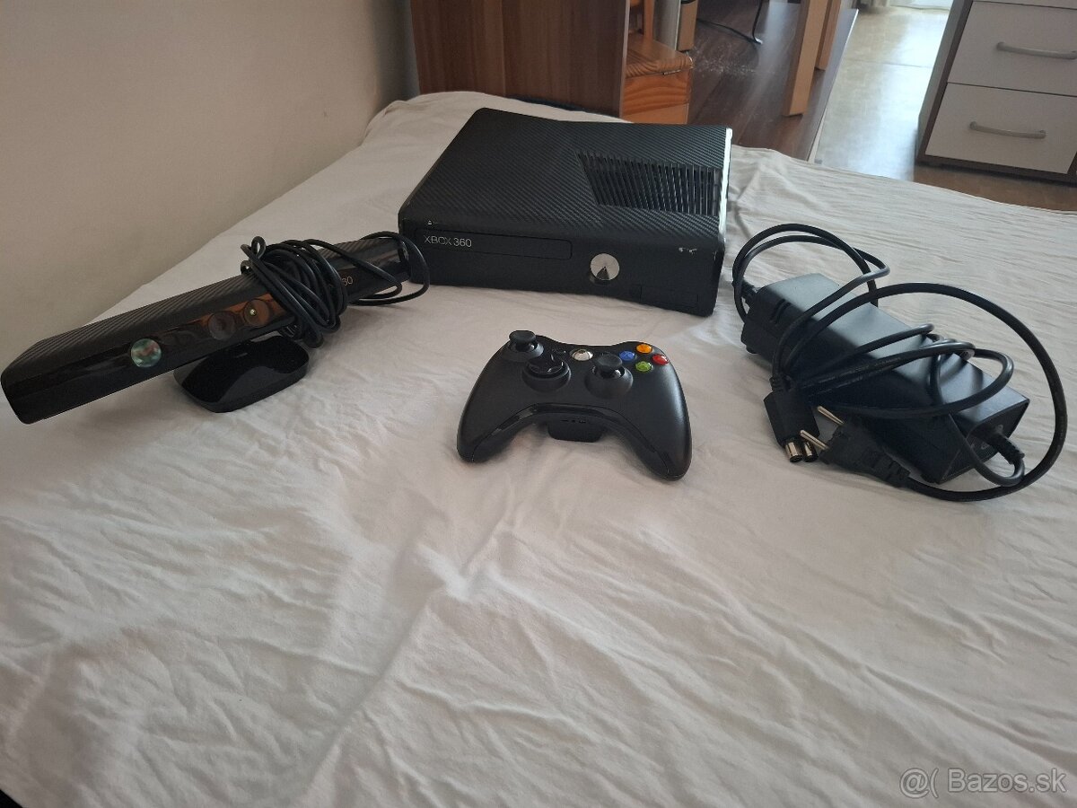 Xbox 360 320GB + Kinnect - 4