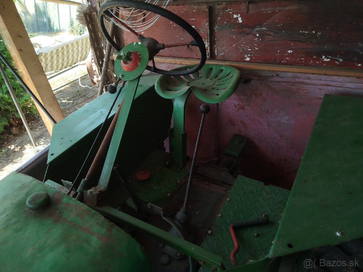 Traktor Svoboda DK 15 - 4