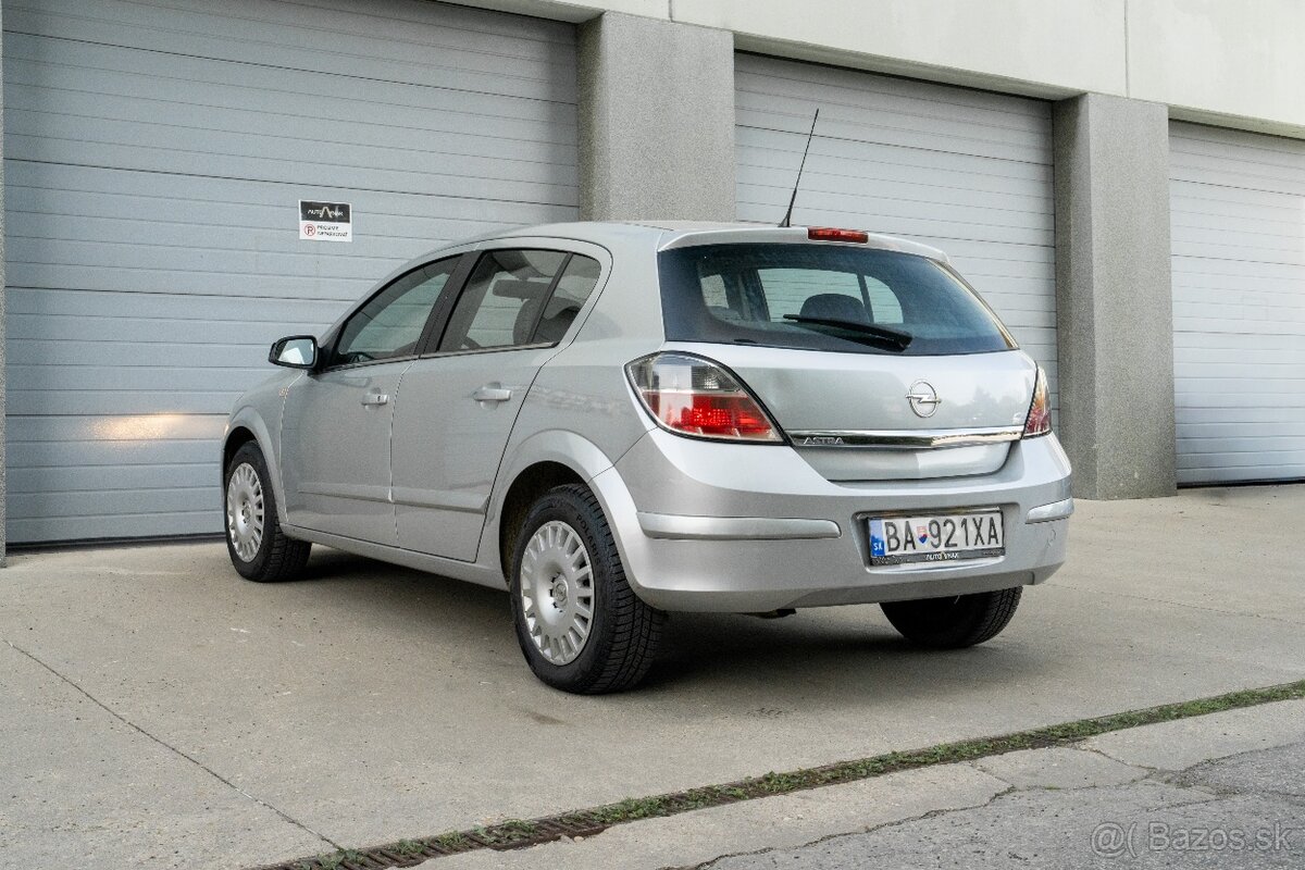 Opel Astra 1.4i, SR-vozidlo - 1.majiteľ - 4