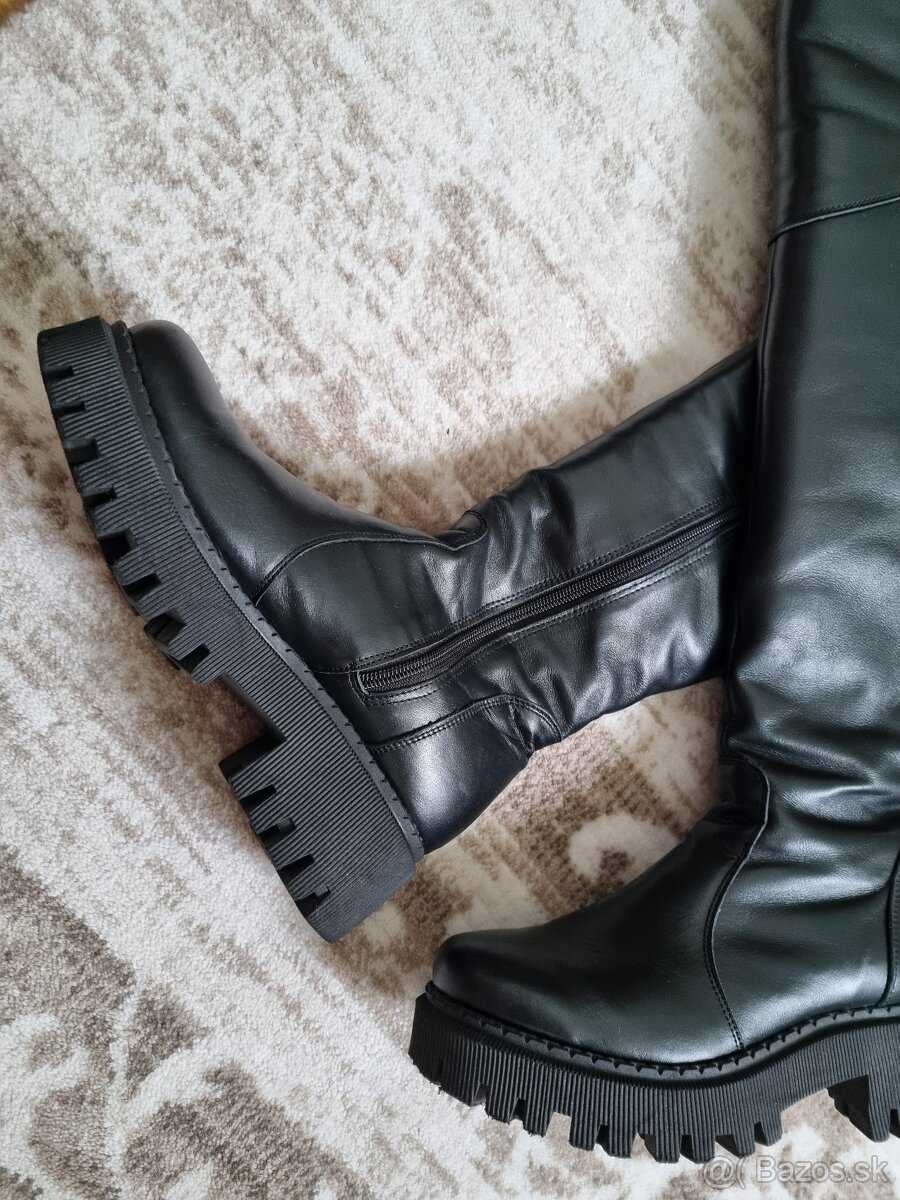 Kožené čižmy nad koleno Versabe - 4