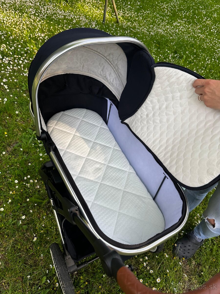 M O O N R O C C A E D I T I O N + detský kočík
- 4