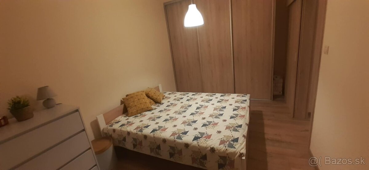 3-izbový byt K.Marxa, Levice - 4