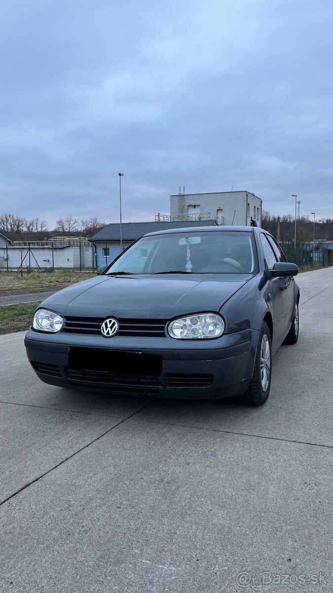 Volkswagen Golf IV - 4