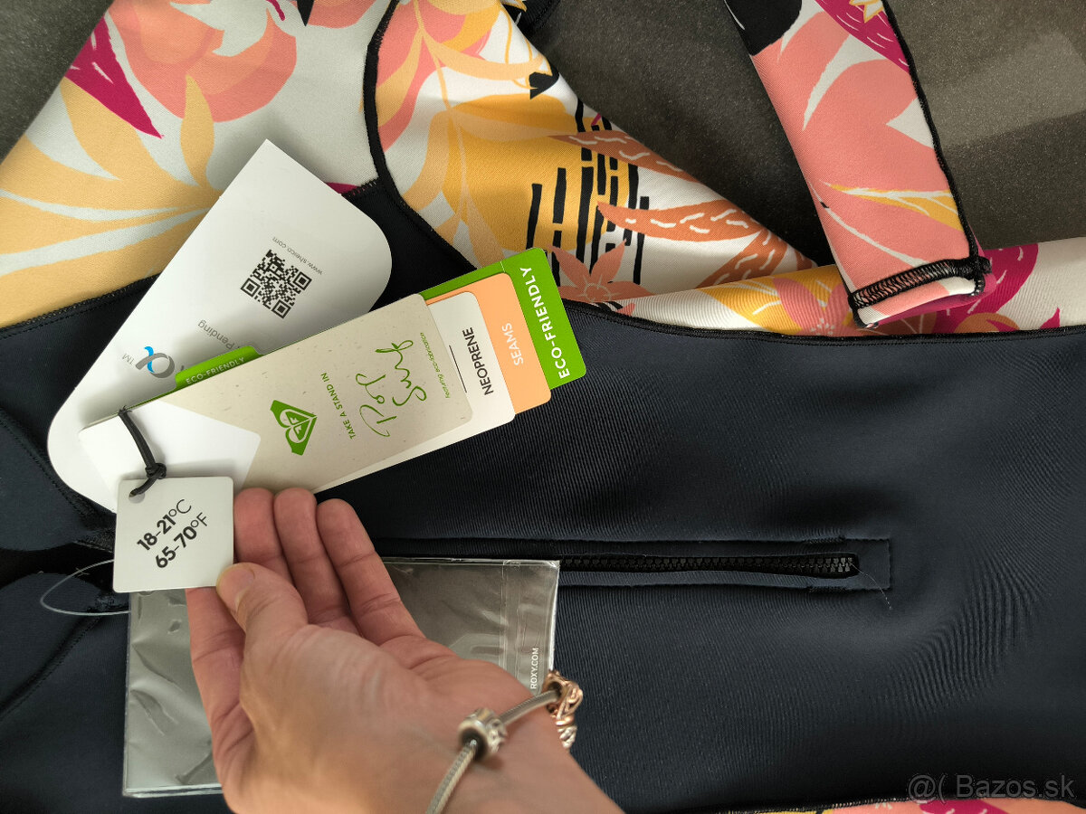 Neoprén ROXY veľkosť S NOVÝ PC: 120 € - 4