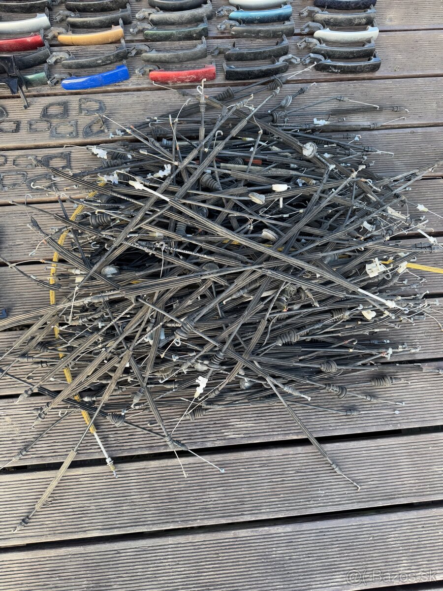 Kľučky , nosiče , lanká … VW Group - 4