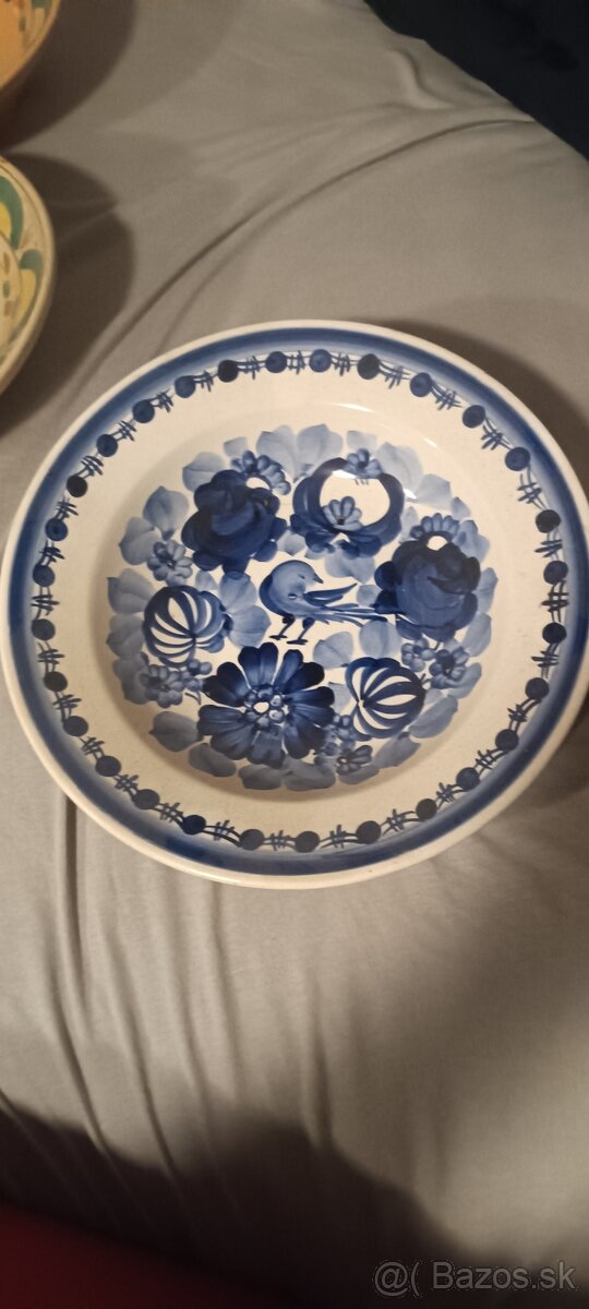 Keramicke taniere na stenu - 4