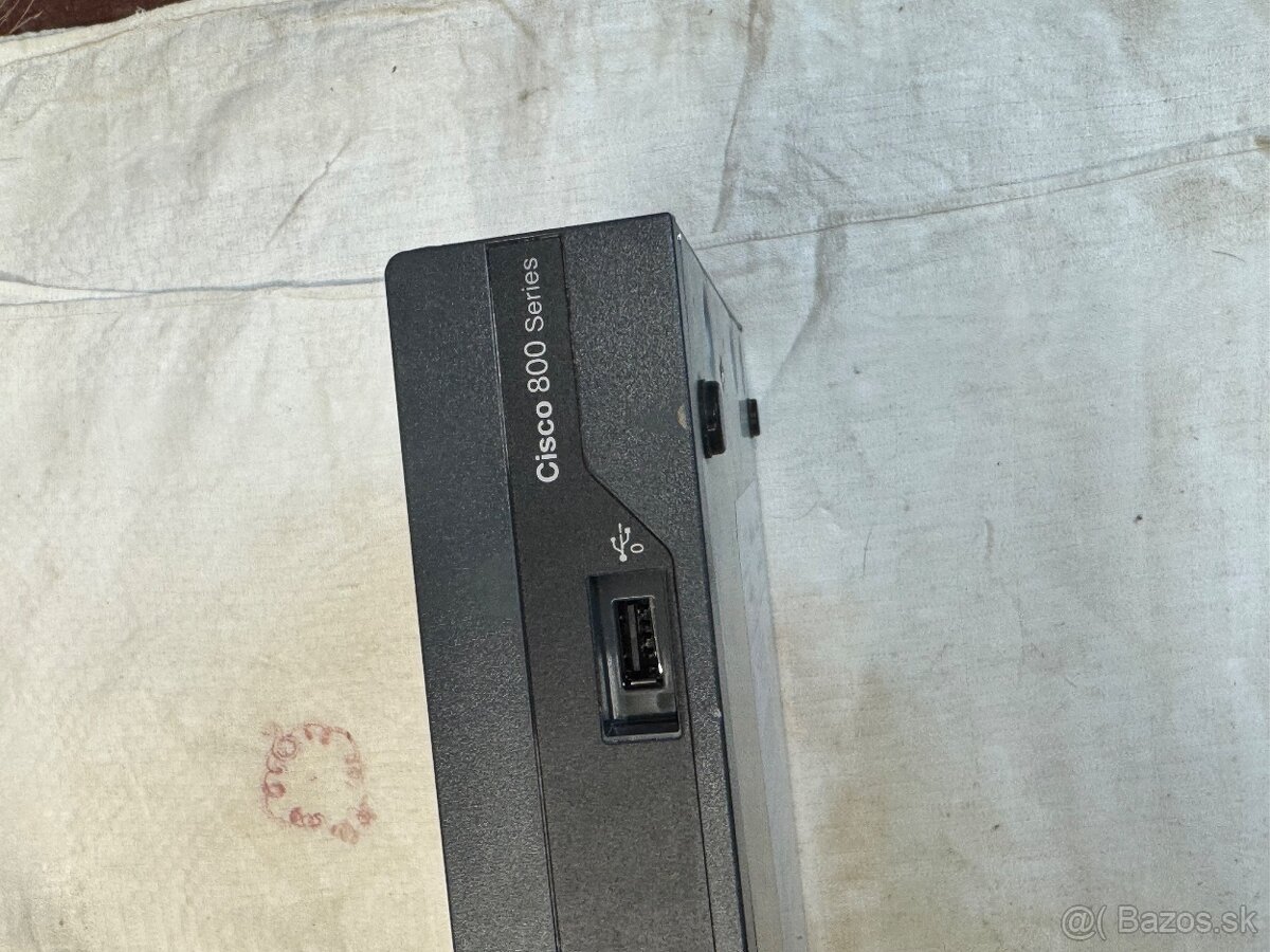 CISCO 800 Series / cisco 881 - 4