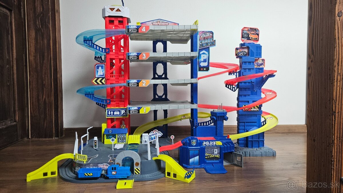 Parkovacia garaz - 4