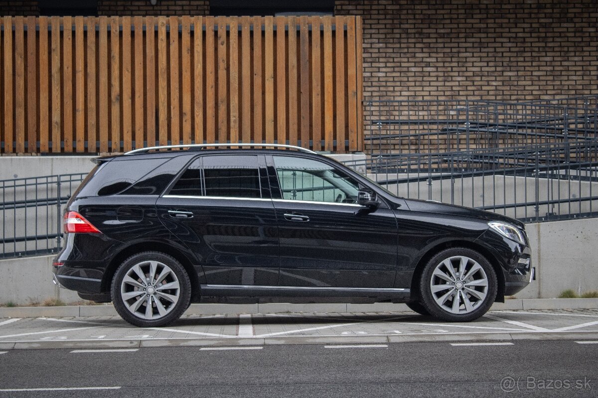 Mercedes-Benz ML 350 BLUETEC 4MATIC - 4