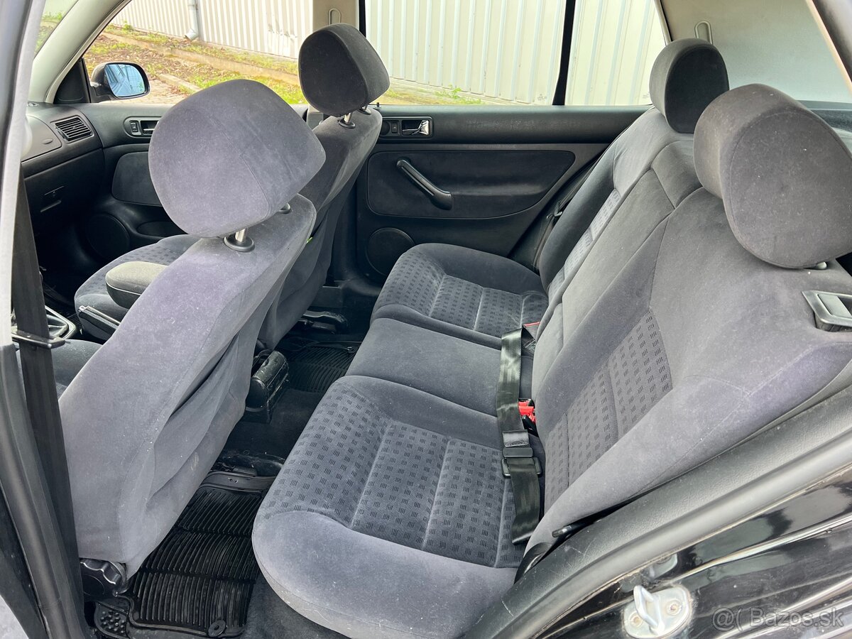 Wolkswgen Golf 4 1.6i - 4