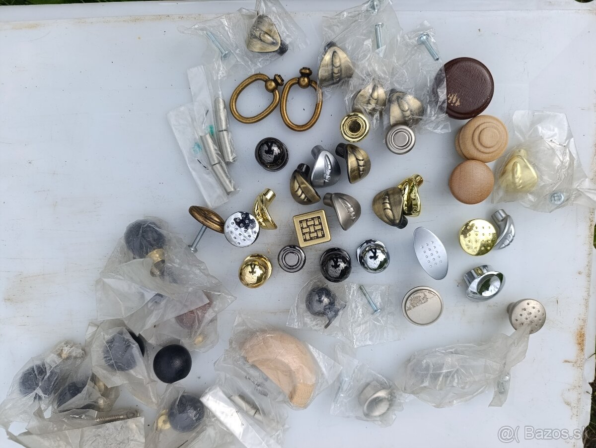 Úchyty na nábytok - 4