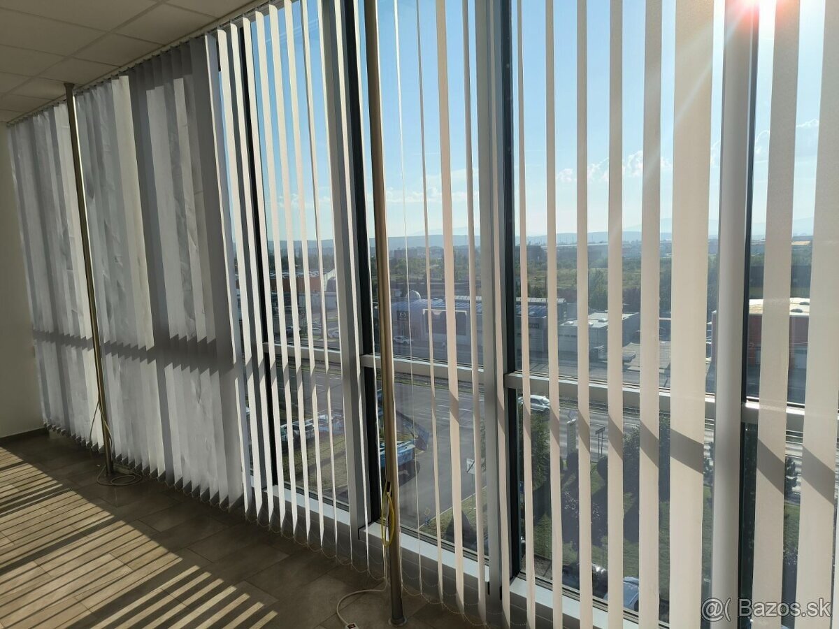 Administratívne/ kancelárske priestory - 4