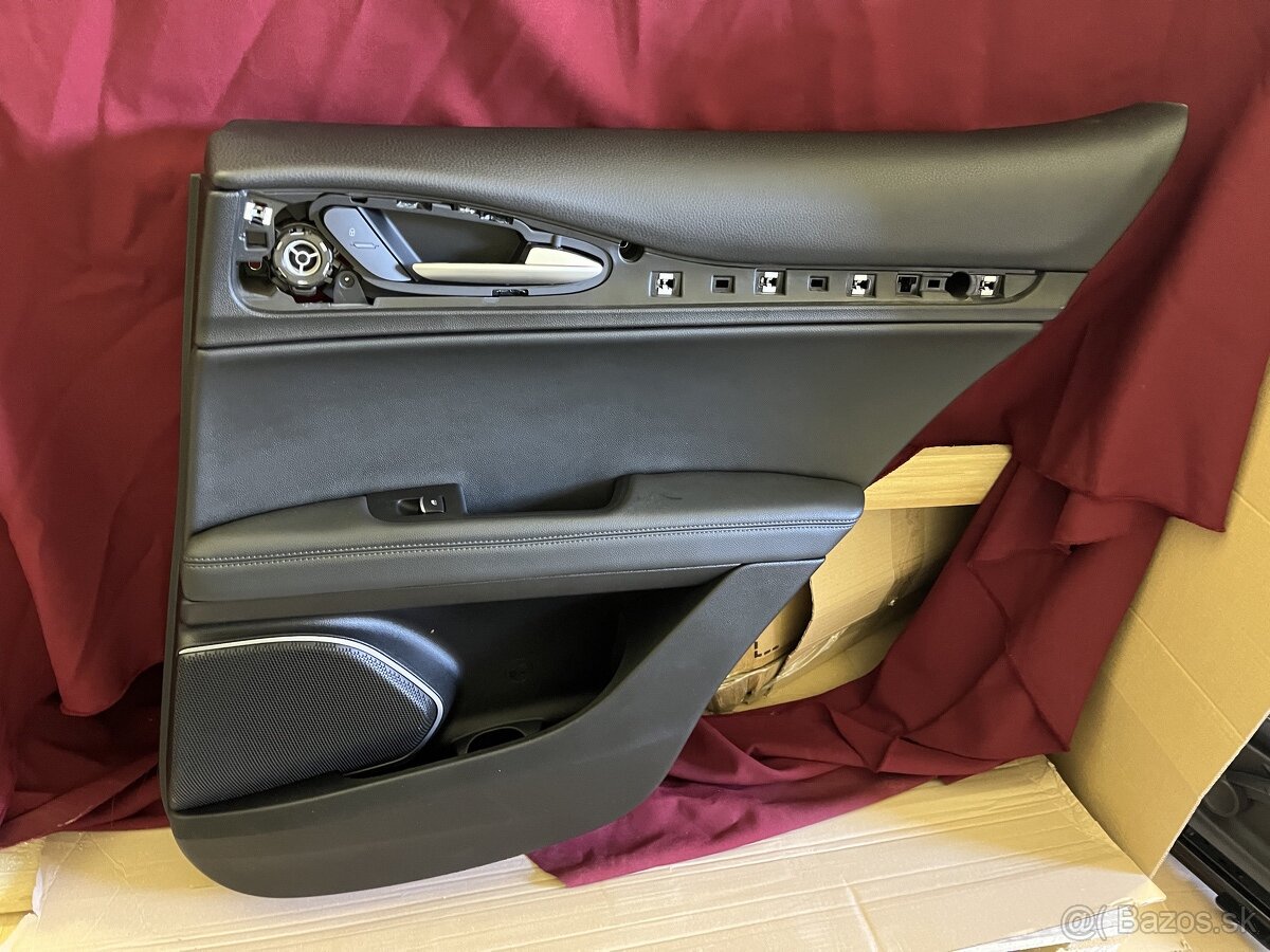 Tapacír dverí Alfaromeo Stelvio 2019 - 4