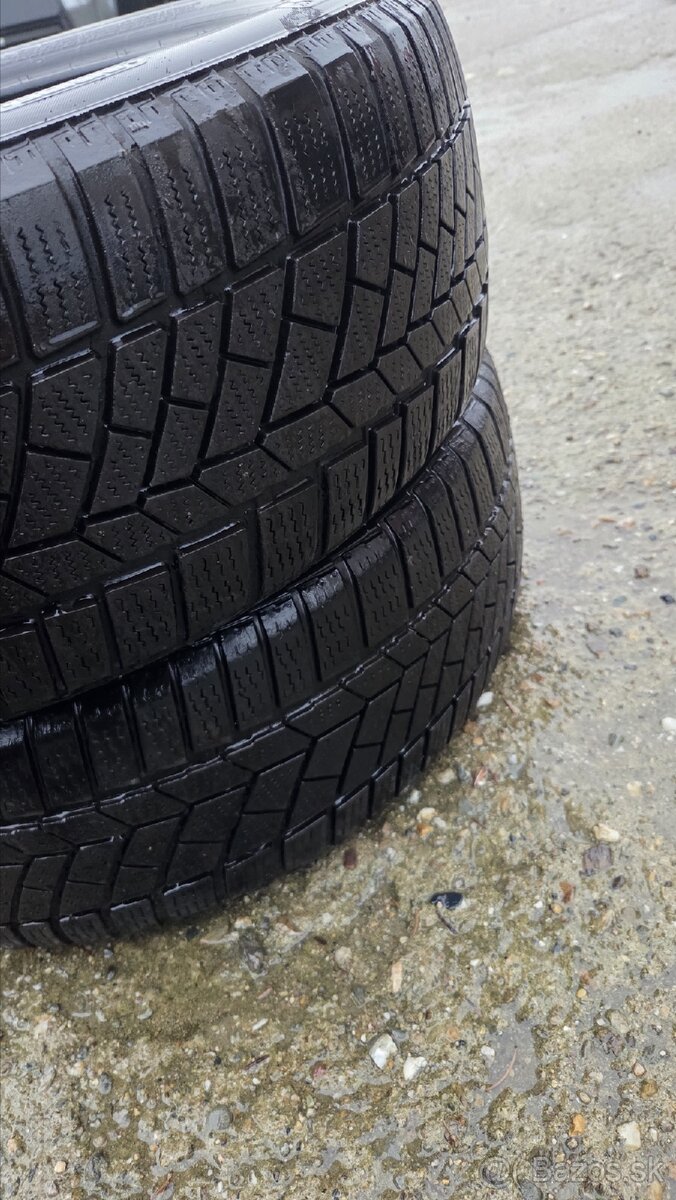 Predam 205/55 r17 pneumatiky - 4