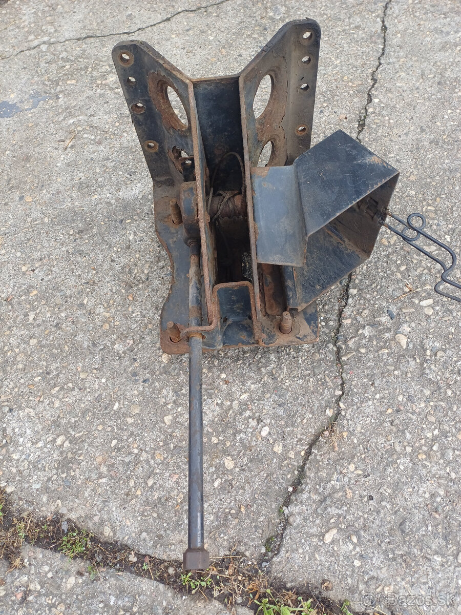 MAN TGA TGX TGS držák rezervy - 4